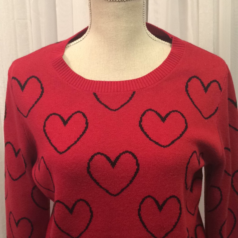 SOLD Black Outline Heart Red Valentine Sweater - Picture 3 of 5